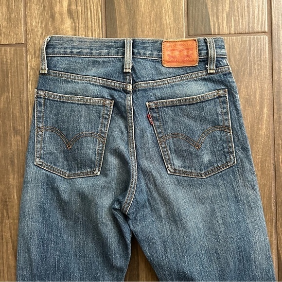 Levi’s Wedgie Icon Jeans in Classic Tint Sz 25 - Picture 7 of 9